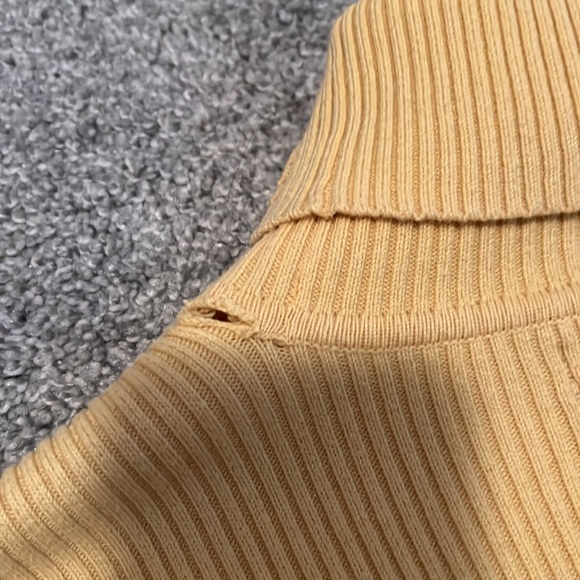 Tommy Hilfiger Turtleneck Sweater - Picture 4 of 5